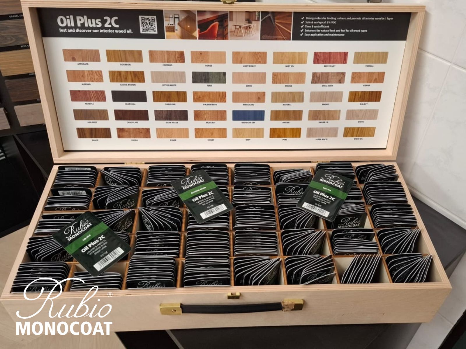 vzorky na školení Rubio Monocoat - základy olejování dřeva